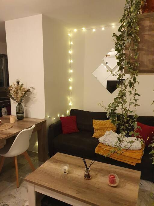Ferienwohnung Beau 2 Pieces,Terrasse, Parking Menton Centre Exterior foto